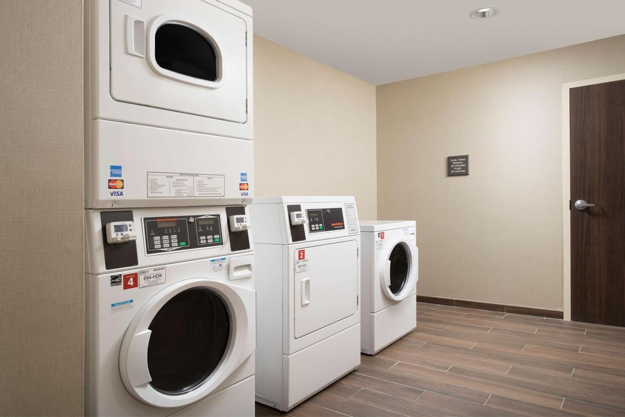 Hampton Inn & Suites San Antonio Lackland Afb Seaworld Kültér fotó