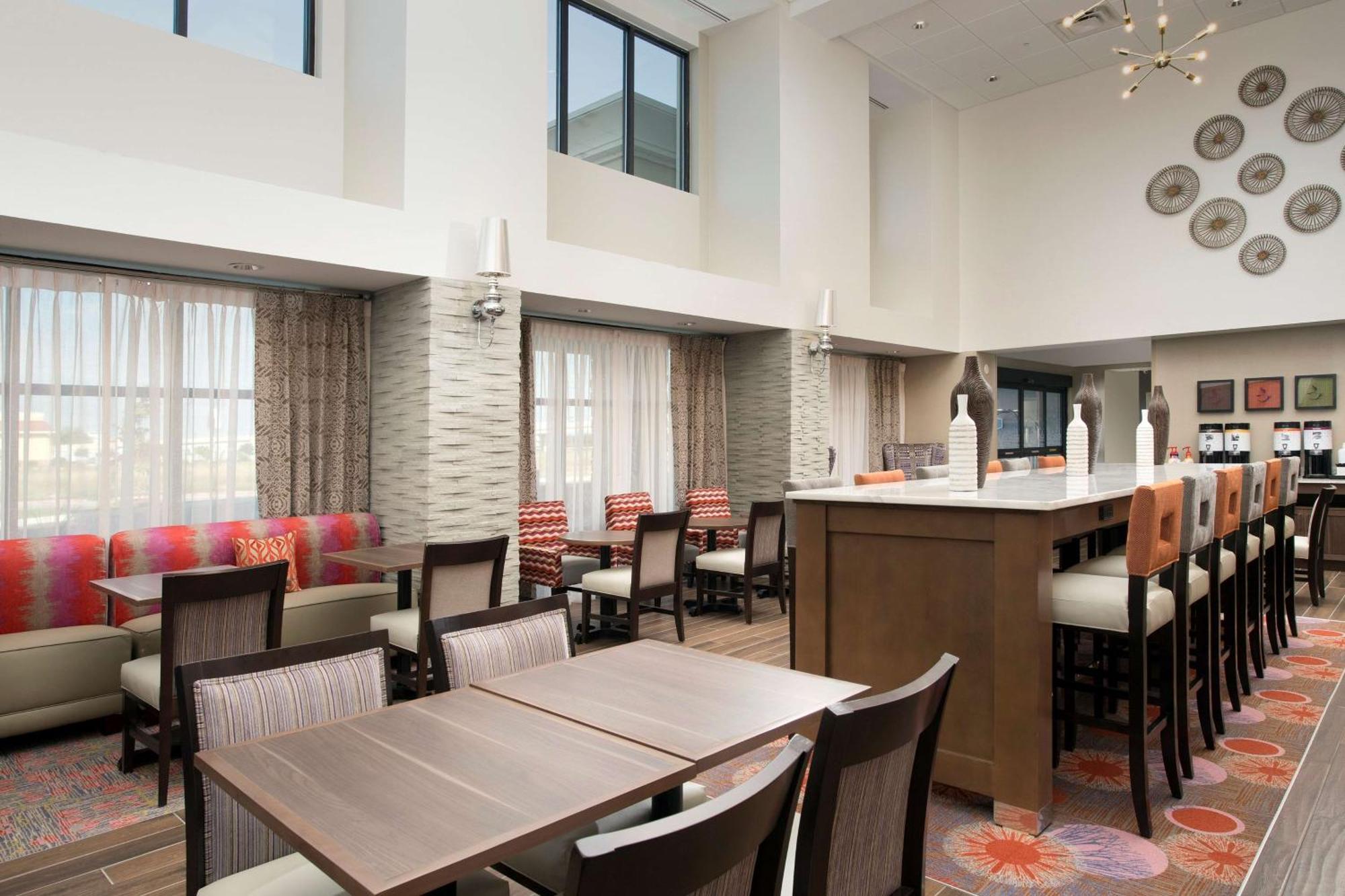 Hampton Inn & Suites San Antonio Lackland Afb Seaworld Kültér fotó